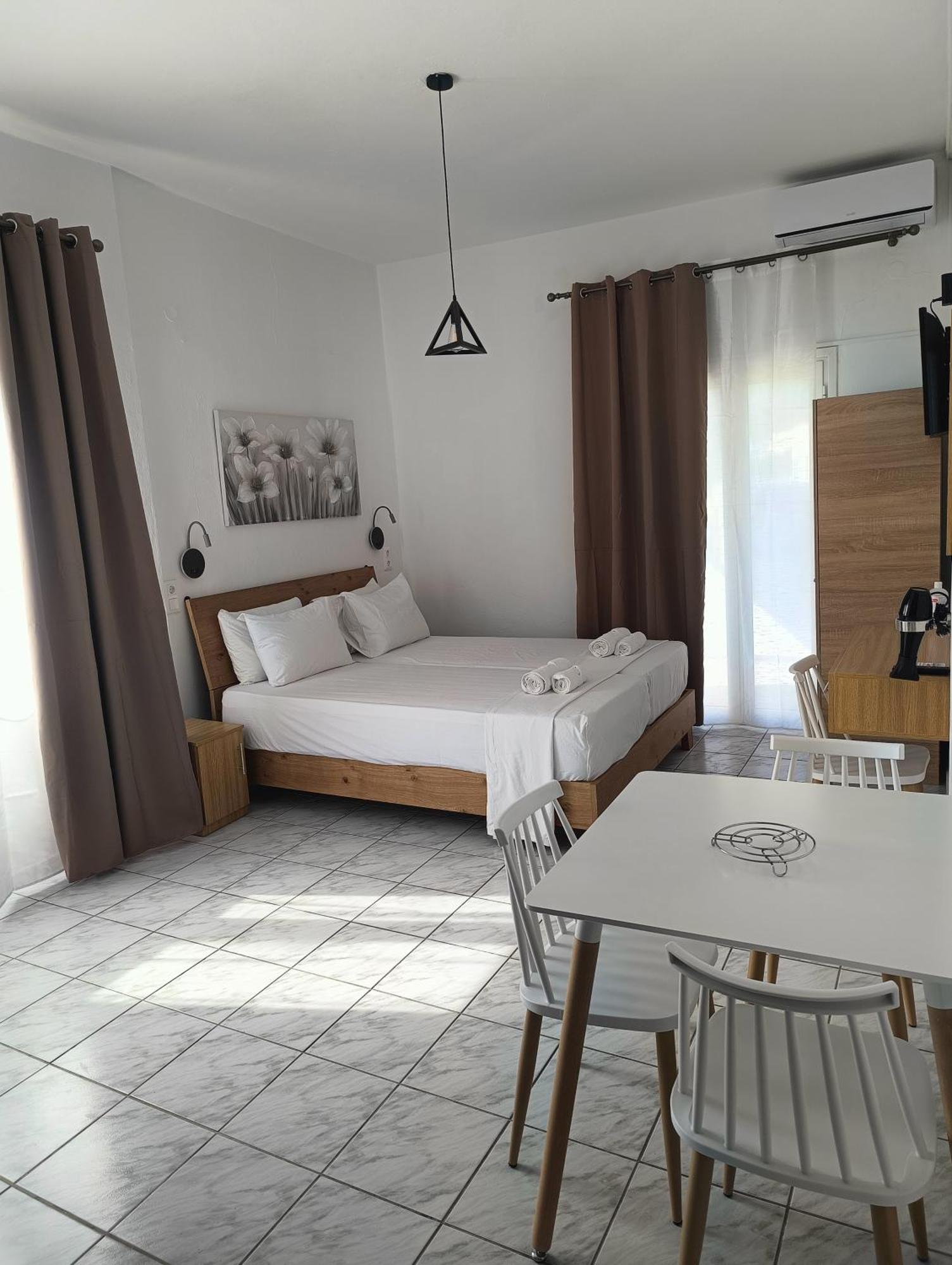 Galini Apartments Bali  Exterior photo